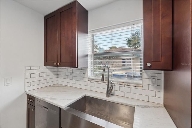 1617 N MADISON AVENUE, Clearwater, FL 33755