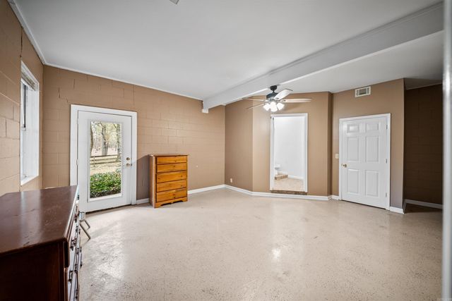 3322 QUAIL LN, Benton, AR 72019