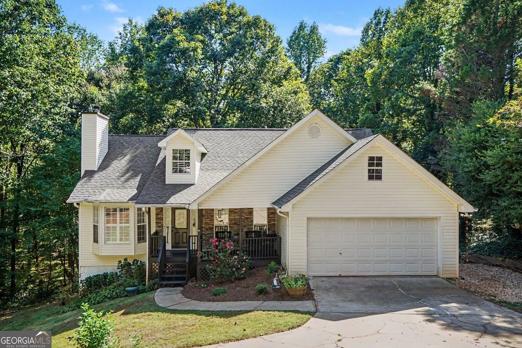 6338 Clearbrook Drive, Flowery Branch, GA 30542 — exterior