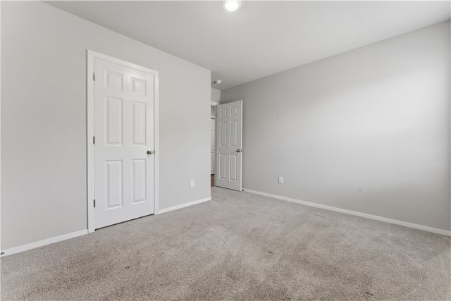 956 S Brambling Lane, Fayetteville, AR 72701