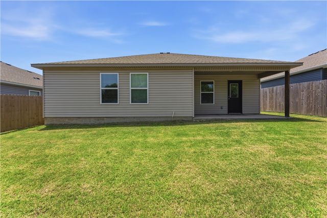 956 S Brambling Lane, Fayetteville, AR 72701
