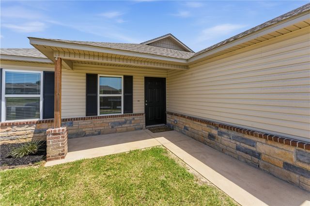 956 S Brambling Lane, Fayetteville, AR 72701