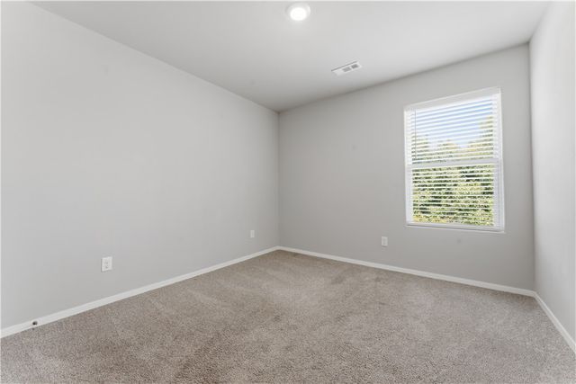 956 S Brambling Lane, Fayetteville, AR 72701