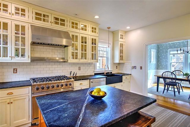 12 Holly Street, Providence, RI 02906