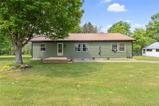 955 Middle Road, Scriba, NY 13126