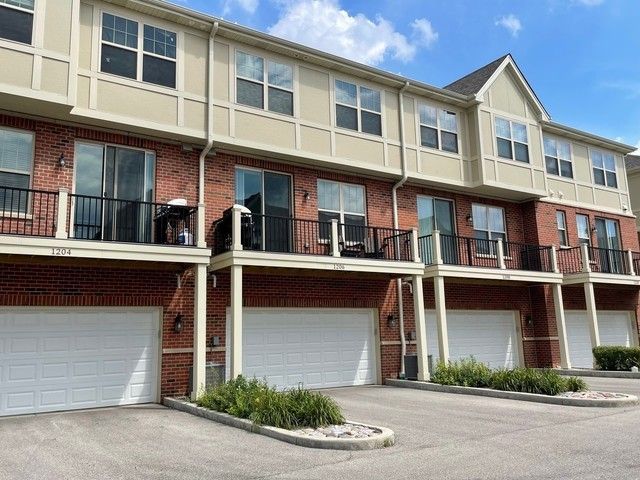 1234 Byrne Boulevard, Vernon Hills, IL 60061