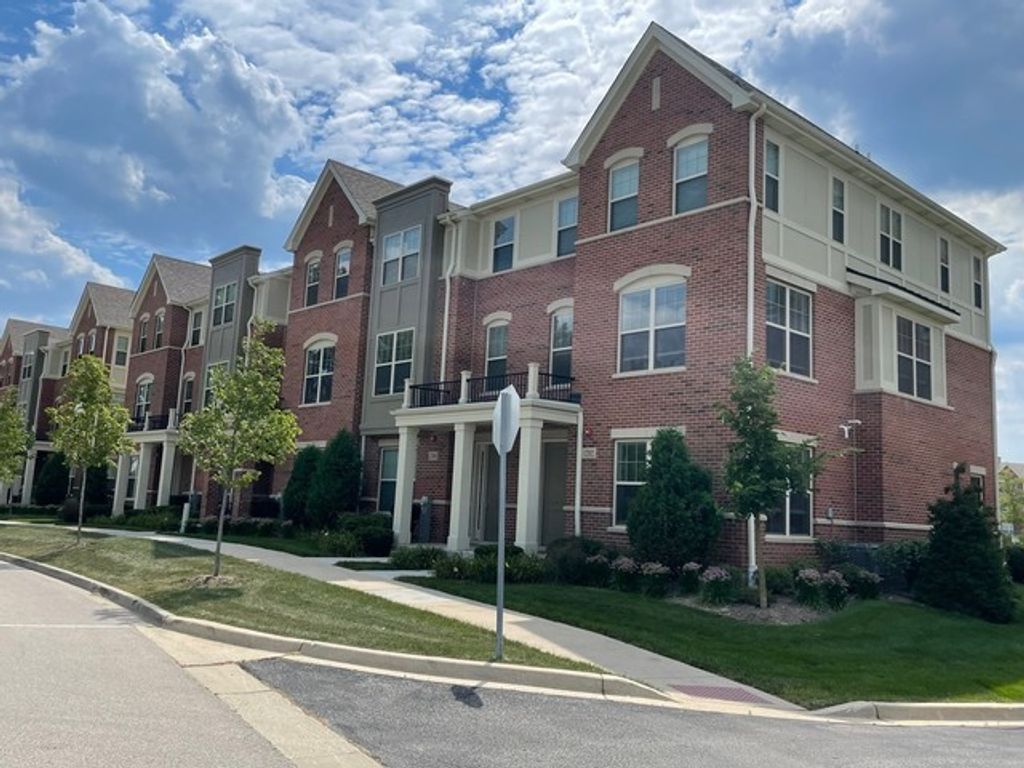 1234 Byrne Boulevard, Vernon Hills, IL 60061