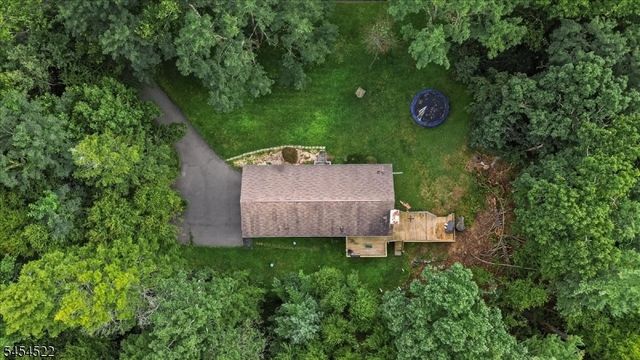 7 Galloping Hill Rd, Montague Twp., NJ 07827