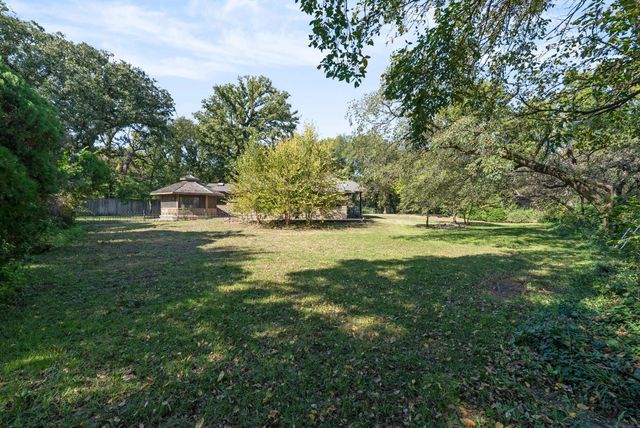 12707 SW Chisholm Trail, Andover, KS 67002