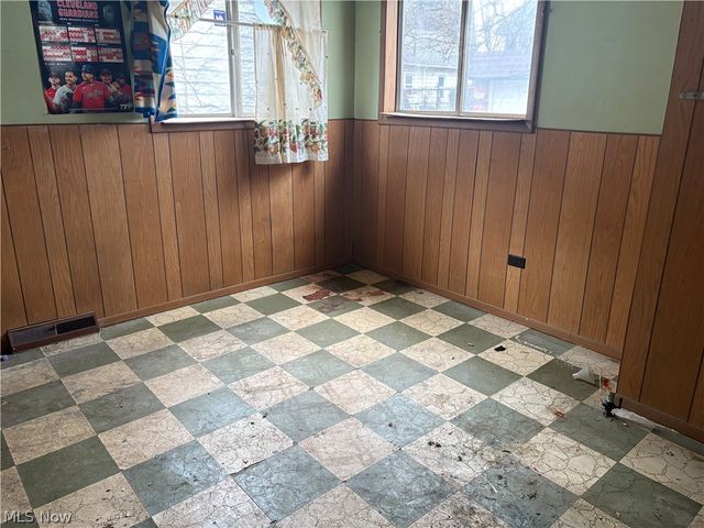 3645 E 54th Street, Cleveland, OH 44105