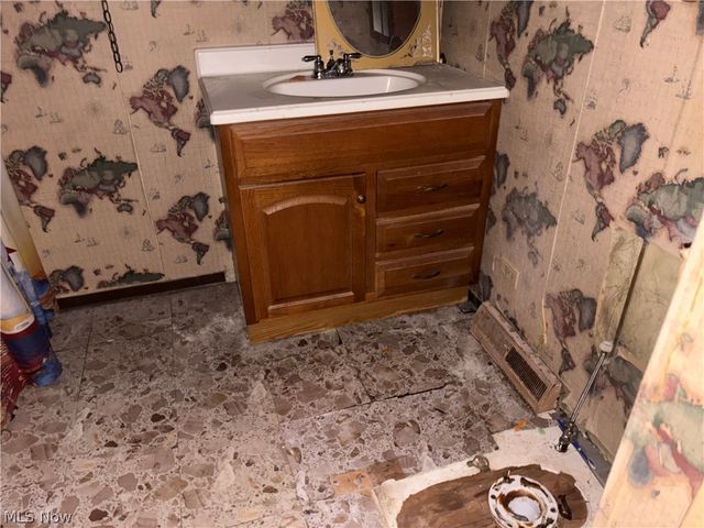 3645 E 54th Street, Cleveland, OH 44105