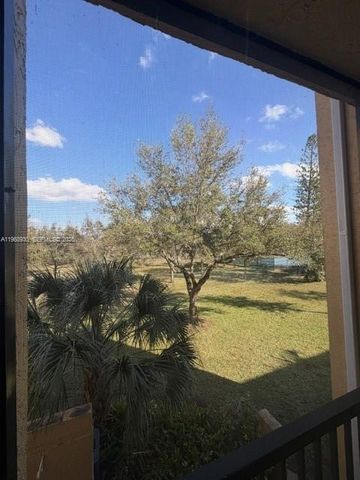 2071 Coral Ridge Dr N204, Coral Springs, FL 33071