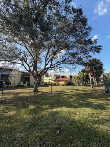 2071 Coral Ridge Dr N204, Coral Springs, FL 33071