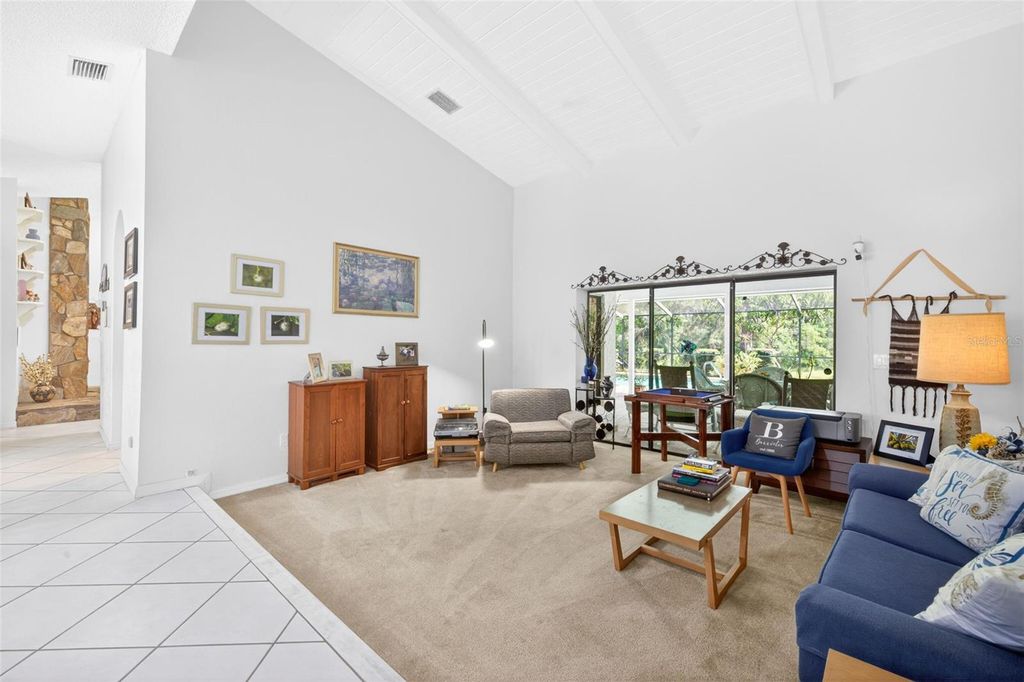 Image 26 of property listing at 5035 BARROWE DRIVE, Tampa, FL 33624