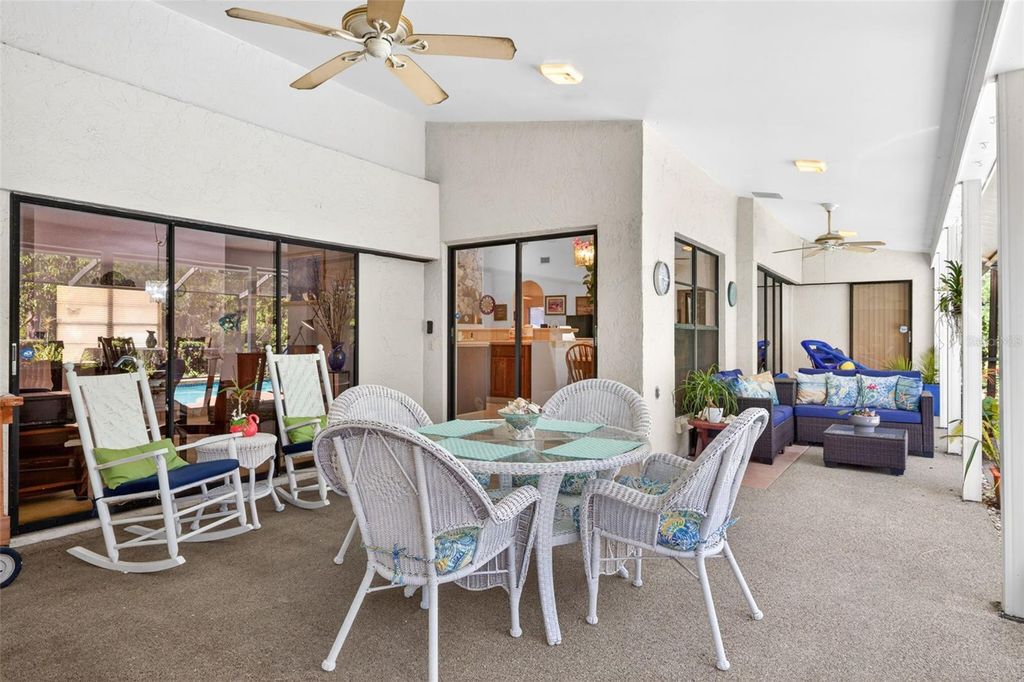 Image 29 of property listing at 5035 BARROWE DRIVE, Tampa, FL 33624