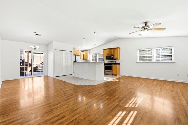 209 Hunters Rd., Myrtle Beach, SC 29579