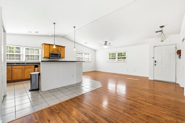 209 Hunters Rd., Myrtle Beach, SC 29579