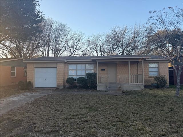 10841 Ruth Ann Drive, Dallas, TX 75228