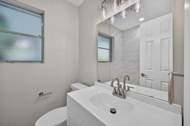 7516 S College Circle, North Richland Hills, TX 76180