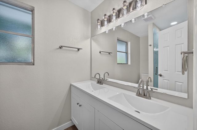 7516 S College Circle, North Richland Hills, TX 76180