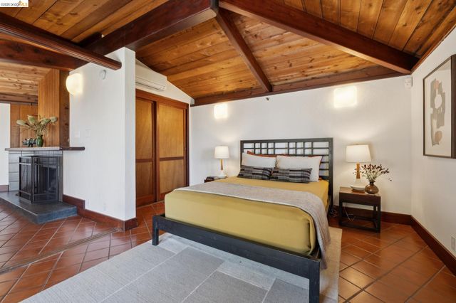 3343 Dwight Way, Berkeley, CA 94704