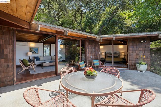3343 Dwight Way, Berkeley, CA 94704