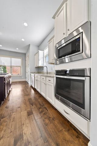 1006 Peck Pl, Hendersonville, TN 37075