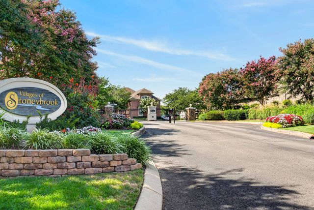 1006 Peck Pl, Hendersonville, TN 37075