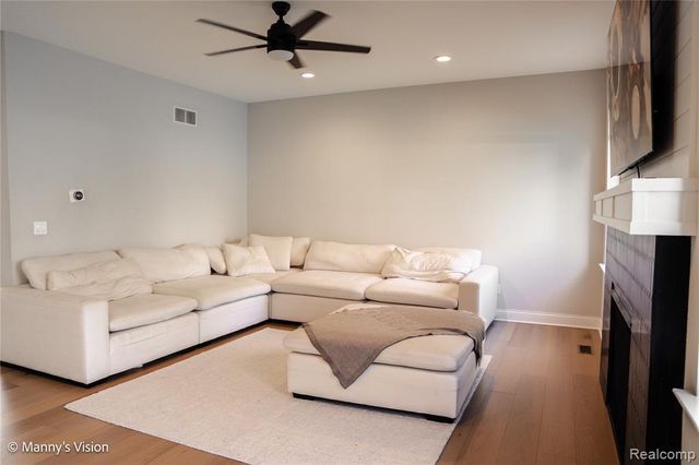 2935 Basil, Rochester Hills, MI 48309
