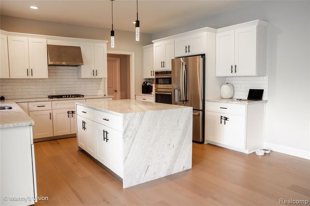2935 Basil, Rochester Hills, MI 48309