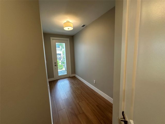 4507 E Aqua Bella Lane, Fort Lauderdale, FL 33312