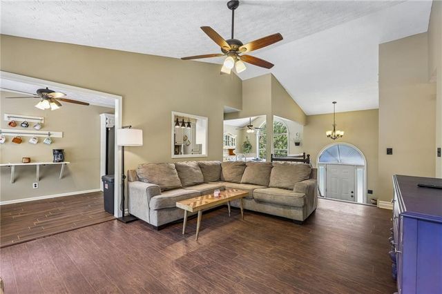 1568 Wynfield Drive, Auburn, GA 30011