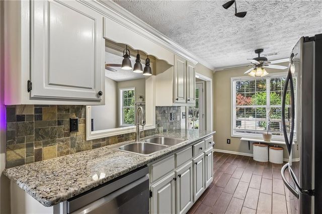 1568 Wynfield Drive, Auburn, GA 30011