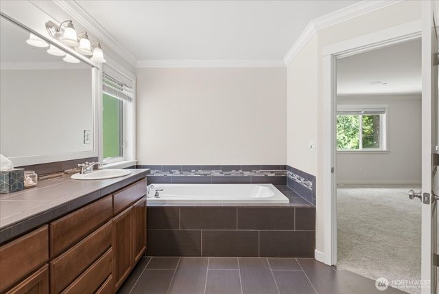 5417 165th Place SW, Lynnwood, WA 98037