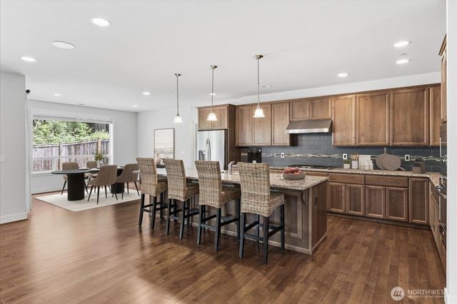 5417 165th Place SW, Lynnwood, WA 98037