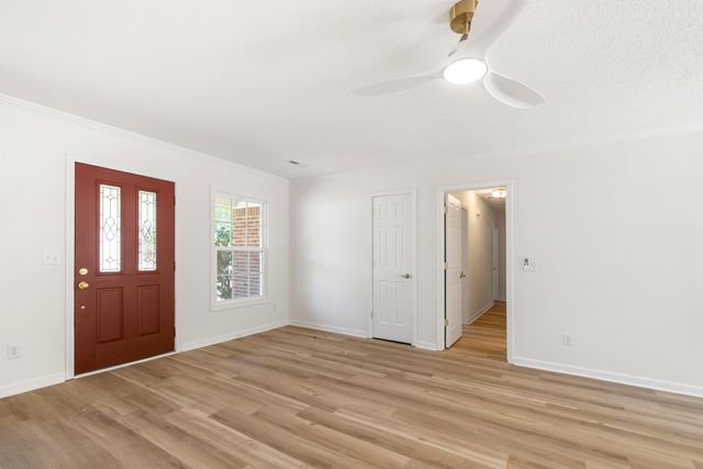 1090 Twin Lakes Drive, Sumter, SC 29154