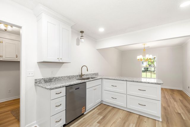 1090 Twin Lakes Drive, Sumter, SC 29154