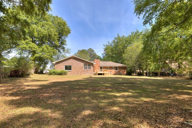 1090 Twin Lakes Drive, Sumter, SC 29154