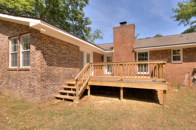 1090 Twin Lakes Drive, Sumter, SC 29154