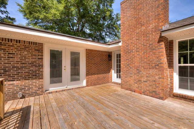 1090 Twin Lakes Drive, Sumter, SC 29154