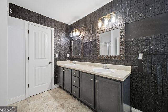 465 Willow Springs Drive, Dallas, GA 30132