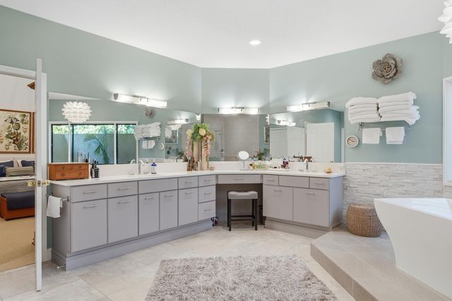 5711 SE Winged Foot Drive, Stuart, FL 34997