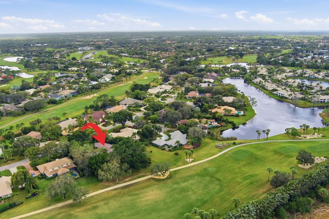 5711 SE Winged Foot Drive, Stuart, FL 34997