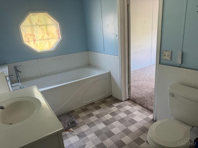 4225 E Miami River Road, Miami Twp, OH 45002