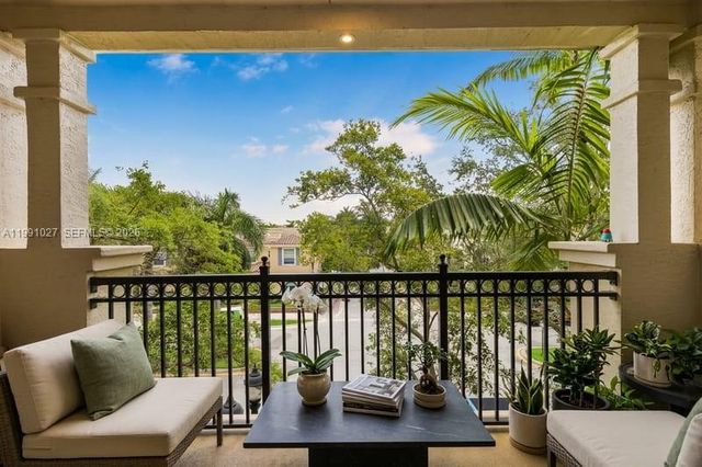 3055 NW 126th Ave, Sunrise, FL 33323