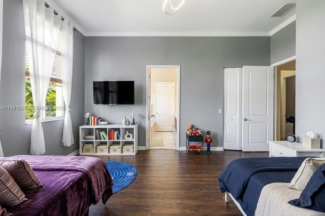 3055 NW 126th Ave, Sunrise, FL 33323