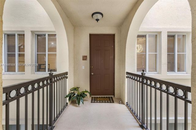 3055 NW 126th Ave, Sunrise, FL 33323