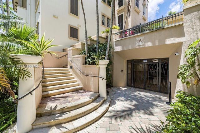 3055 NW 126th Ave, Sunrise, FL 33323