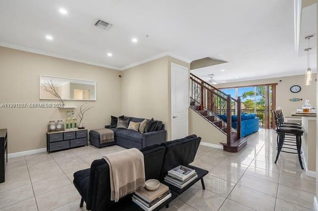 3055 NW 126th Ave, Sunrise, FL 33323