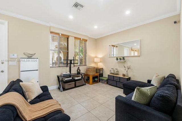 3055 NW 126th Ave, Sunrise, FL 33323